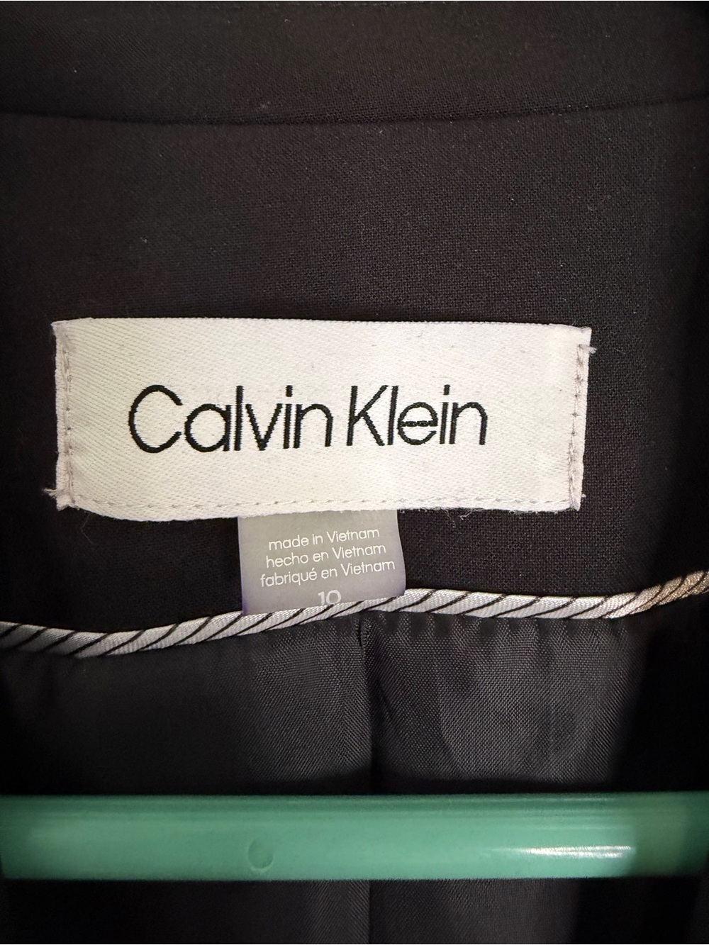 Calvin Klein Black Tailored Women's Long Sleeve Two Button Blazer Size 10 - Picture 3 of 4